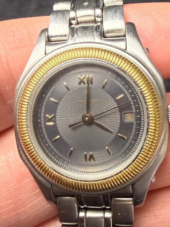 Concord Other - Vintage Concord Steeplechase 26mm 2Tone Face Gold & Steel Ladies Watch 15.36.260